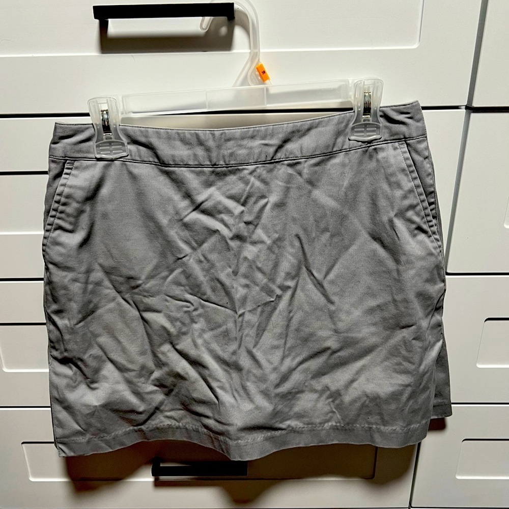 Adidas stretch skorts shorts. Back zipper - Picture 1 of 8